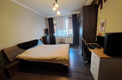 იყიდება ახალი გარემონტებული 3 ოთახიანი ბინა